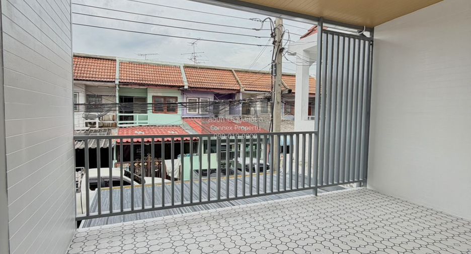 À vendre 2 chambres maison de ville à Bang Bua Thong, Nonthaburi