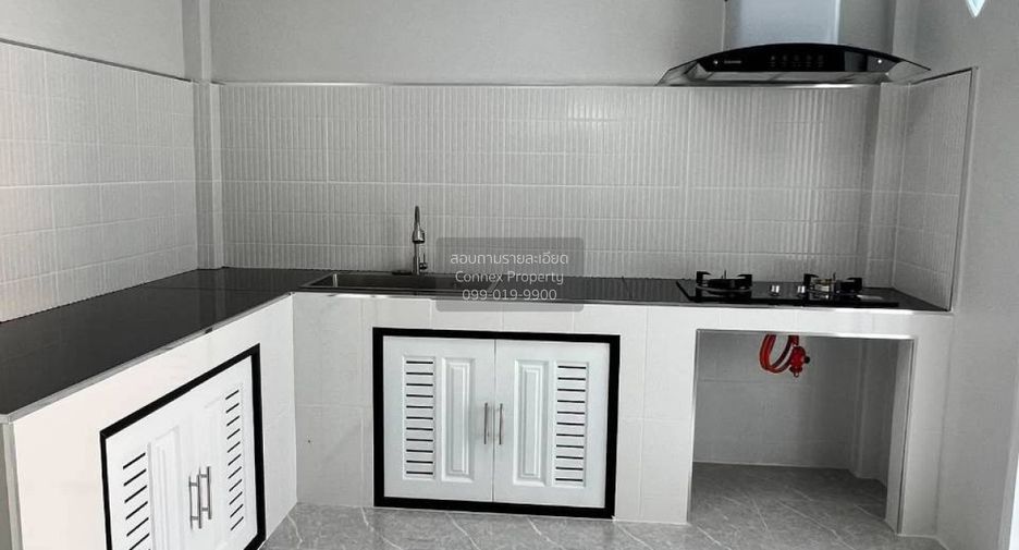 Reihenhaus zum Kauf mit 4 Zimmer in Bang Bua Thong, Nonthaburi