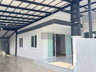 Casa adosada en venta de 4 habitaciones en Bang Bua Thong, Nonthaburi
