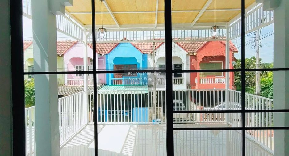 出售 3 卧室 联排别墅 在 Sam Khok, Pathum Thani