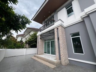出售 4 卧室 独立屋 在 Bang Khae, 曼谷