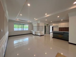出售 4 卧室 独立屋 在 Bang Khae, 曼谷