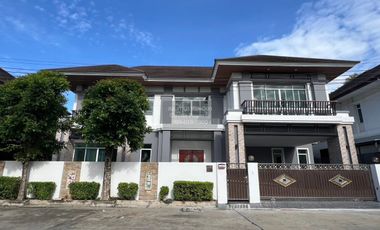 出售 4 卧室 独立屋 在 Bang Khae, 曼谷