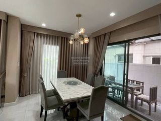 出售 4 卧室 独立屋 在 Khlong Sam Wa, 曼谷