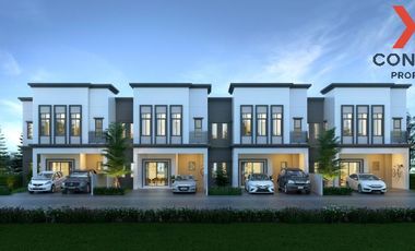 À vendre 3 chambres maison de ville à Phan Thong, Chonburi