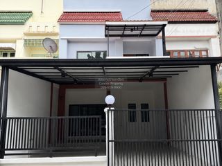 出售 5 卧室 联排别墅 在 Thanyaburi, Pathum Thani