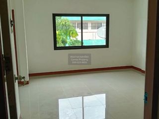 出售 5 卧室 联排别墅 在 Thanyaburi, Pathum Thani