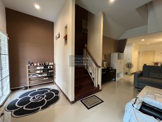 Casa adosada en venta de 3 habitaciones en Chatuchak, Bangkok