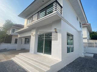 出售 3 卧室 独立屋 在 Lat Krabang, 曼谷