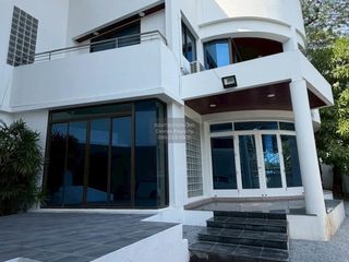 For sale 5 ベッドルーム house in Wang Thonglang, Bangkok