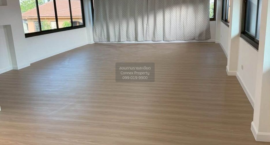 For sale 5 ベッドルーム house in Wang Thonglang, Bangkok