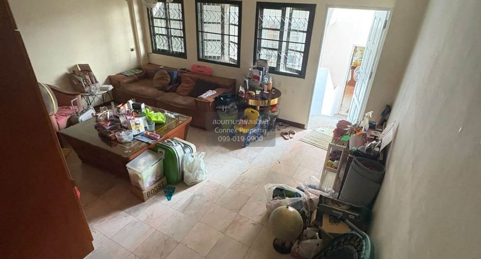 出售 4 卧室 联排别墅 在 Chatuchak, 曼谷