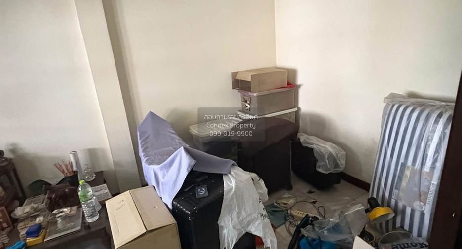 出售 4 卧室 联排别墅 在 Chatuchak, 曼谷
