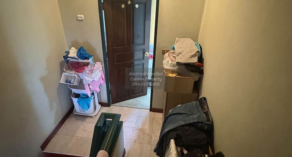 出售 4 卧室 联排别墅 在 Chatuchak, 曼谷