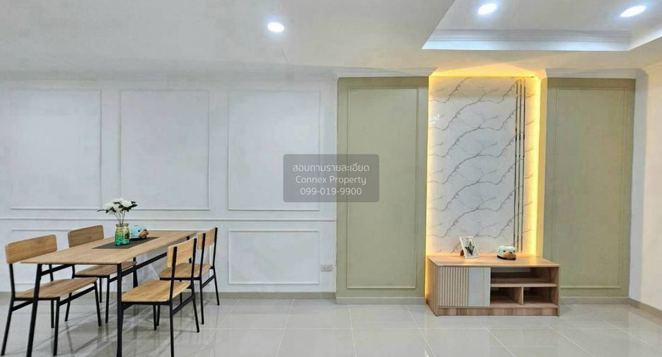 出售 3 卧室 联排别墅 在 Sai Noi, Nonthaburi