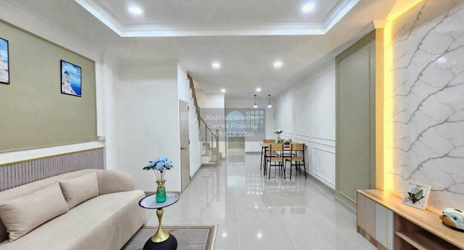 出售 3 卧室 联排别墅 在 Sai Noi, Nonthaburi
