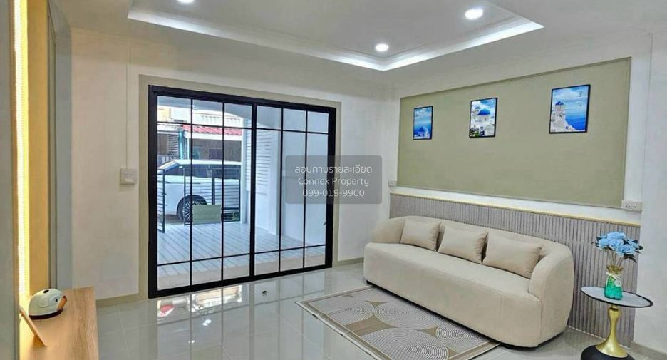 出售 3 卧室 联排别墅 在 Sai Noi, Nonthaburi