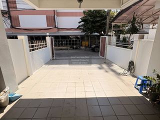出售 4 卧室 联排别墅 在 Chatuchak, 曼谷