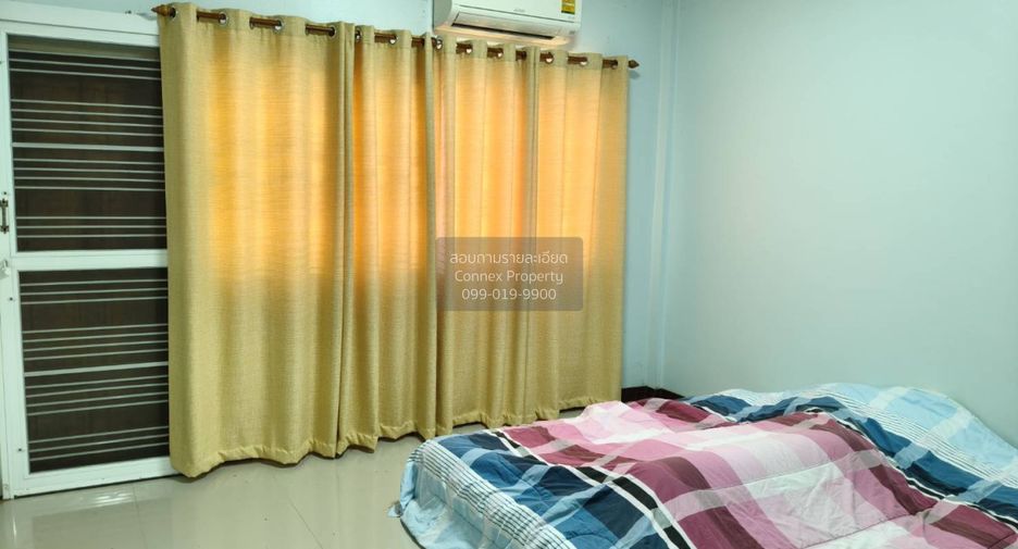 出售 2 卧室 联排别墅 在 Sai Noi, Nonthaburi