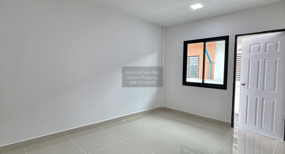 Casa adosada en venta de 2 habitaciones en Mueang Nonthaburi, Nonthaburi