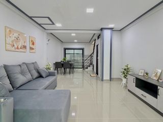 Casa adosada en venta de 2 habitaciones en Mueang Nonthaburi, Nonthaburi