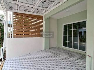 出售 3 卧室 联排别墅 在 Sai Noi, Nonthaburi
