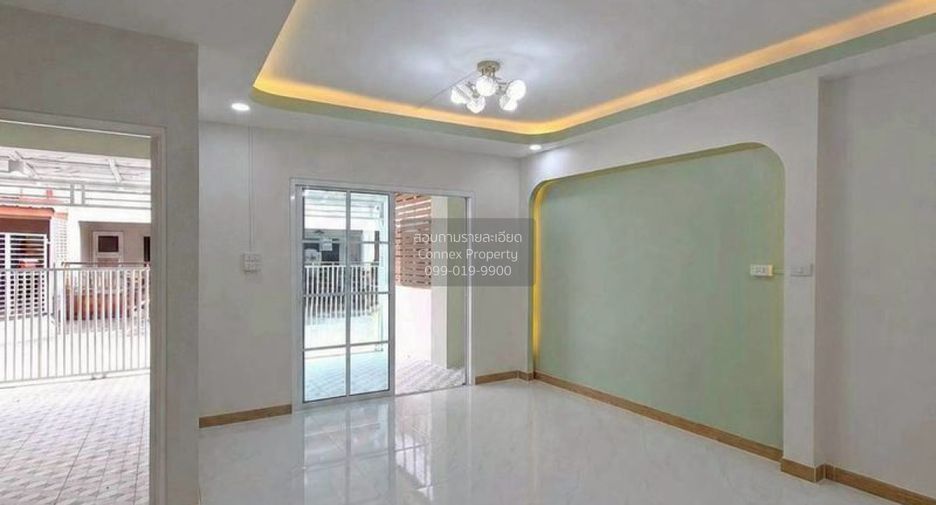 出售 3 卧室 联排别墅 在 Sai Noi, Nonthaburi