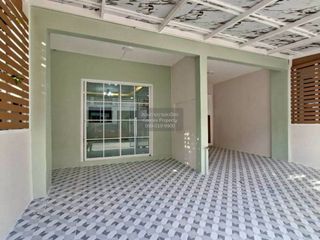出售 3 卧室 联排别墅 在 Sai Noi, Nonthaburi