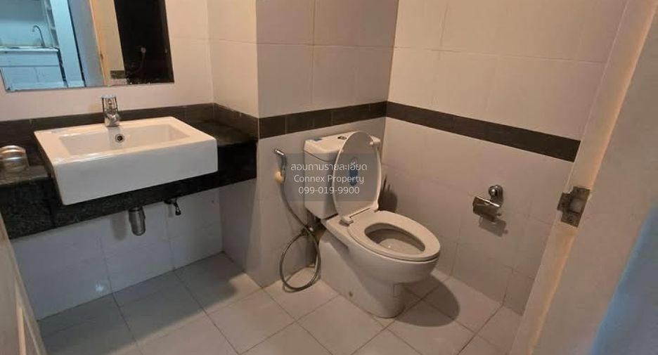 À vendre 1 chambre condo à Lat Phrao, Bangkok