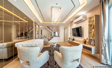 À vendre 3 chambres condo à Huai Khwang, Bangkok