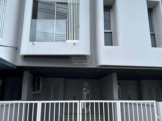 For rent 2 ベッドルーム townhouse in Mueang Phuket, Phuket
