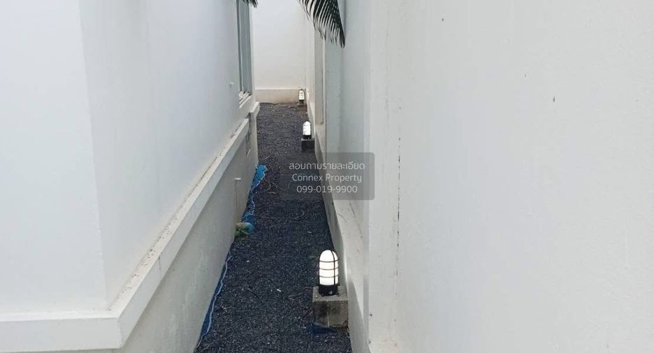 For rent 3 bedrooms villa in Mueang Phuket, Phuket