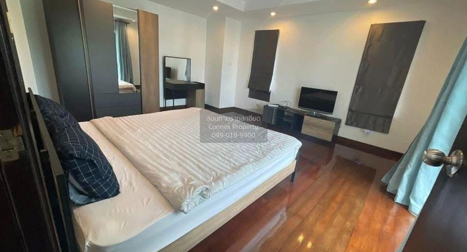 For rent 3 bedrooms villa in Mueang Phuket, Phuket