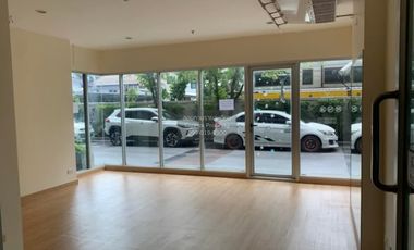 Wohnung zur Miete mit 1 Zimmer in Phaya Thai, Bangkok