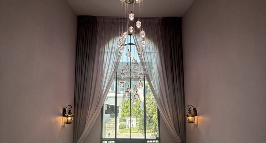 Haus zur Miete mit 5 Zimmer in Thawi Watthana, Bangkok