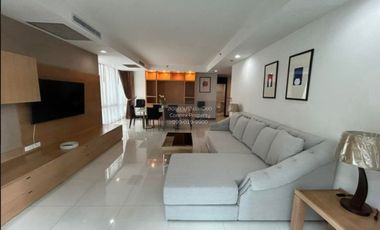 For rent 2 bedrooms condo in Pathum Wan, Bangkok