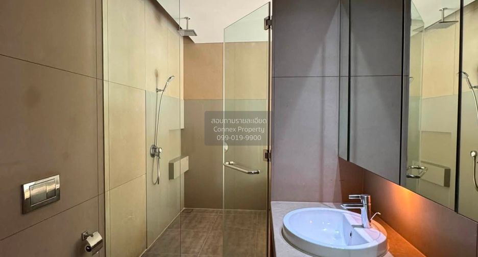 For rent 2 bedrooms condo in Sathon, Bangkok