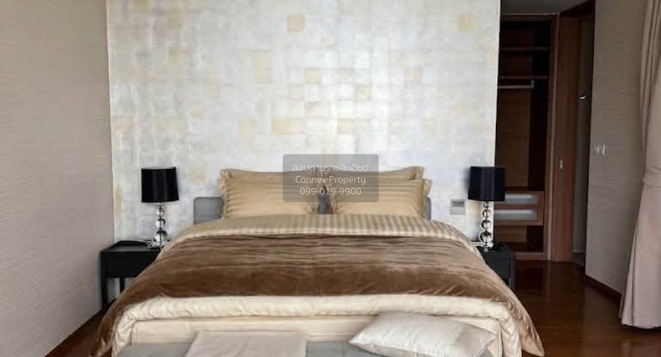 For rent 2 bedrooms condo in Sathon, Bangkok
