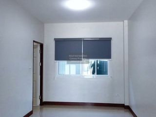 出租 3 卧室 联排别墅 在 Bang Lamung, Chon Buri