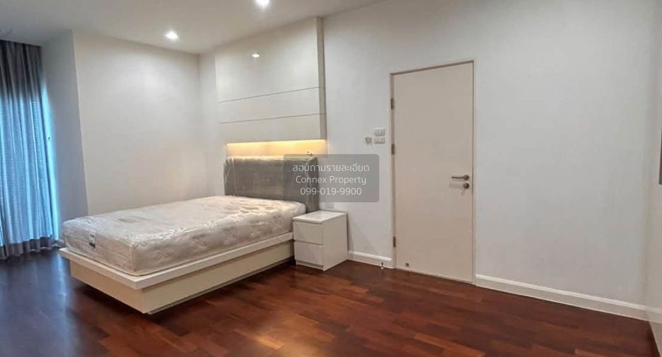 For rent 2 bedrooms condo in Chatuchak, Bangkok