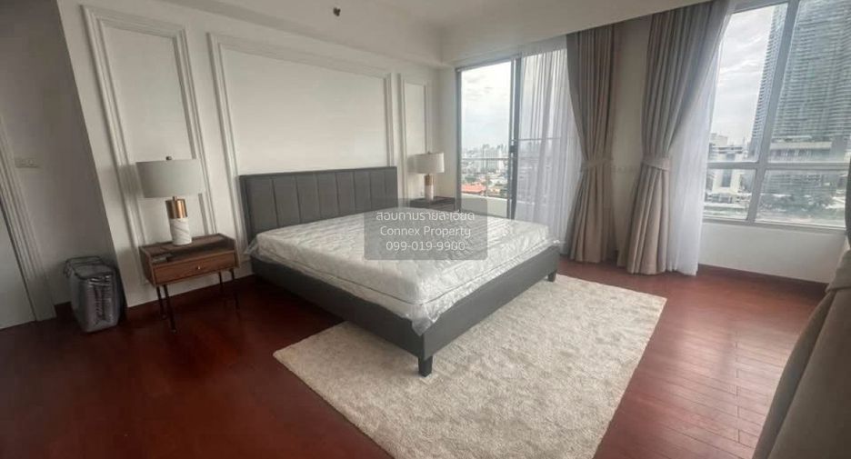 For rent 2 bedrooms condo in Khlong San, Bangkok
