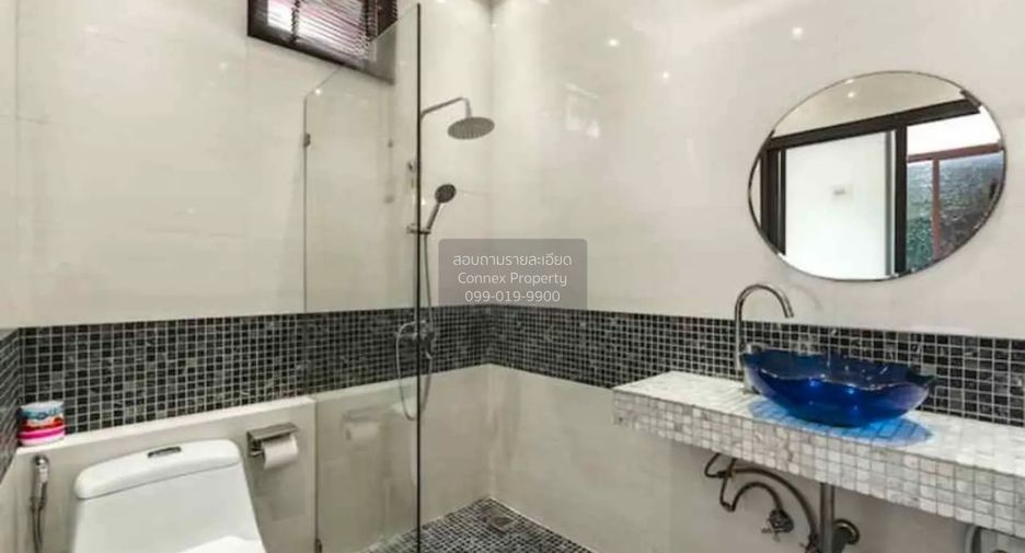 For rent 4 bedrooms villa in Mueang Phuket, Phuket