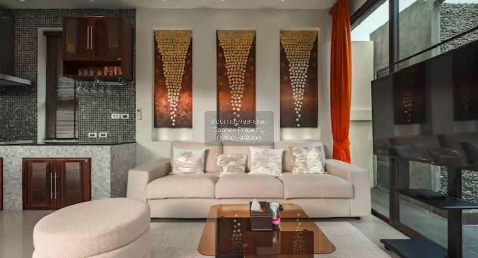 For rent 4 bedrooms villa in Mueang Phuket, Phuket