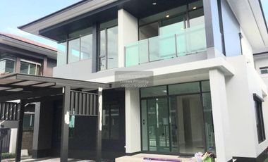 ให้เช่า 4 ห้องนอน บ้านเดี่ยว ใน บางกะปิ, กรุงเทพฯ