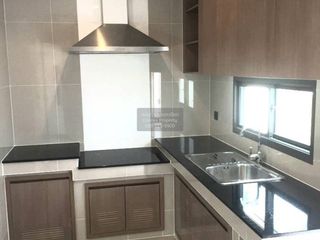Haus zur Miete mit 4 Zimmer in Bang Kapi, Bangkok