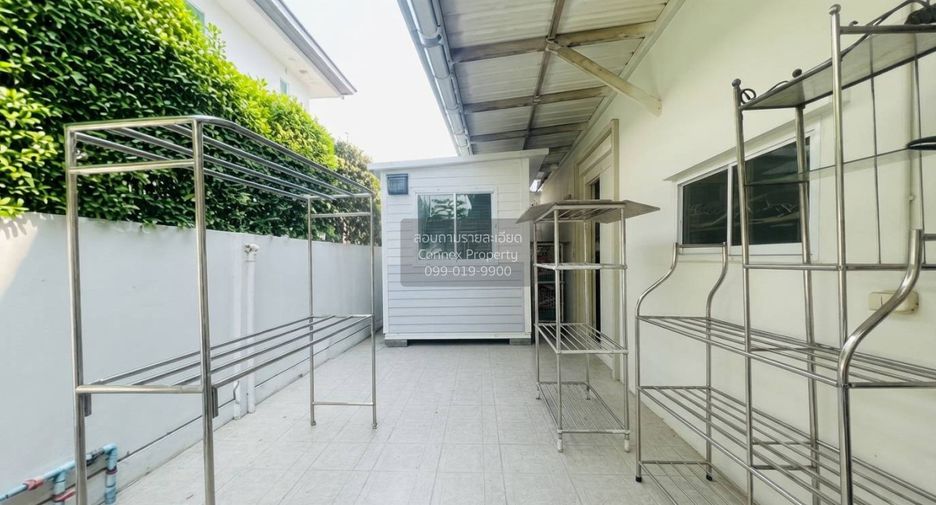 Haus zur Miete mit 4 Zimmer in Prawet, Bangkok