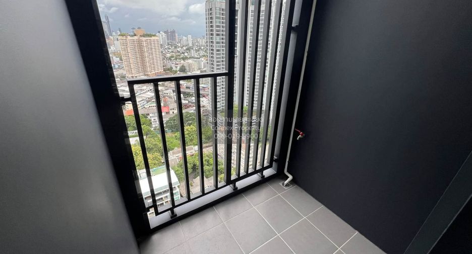 Condo en alquiler de 1 habitaciones en Khlong Toei, Bangkok