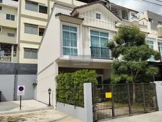 Reihenhaus zur Miete mit 2 Zimmer in Prawet, Bangkok