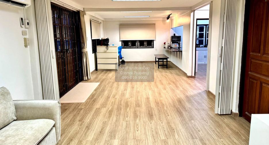For rent 3 ベッドルーム house in Bang Na, Bangkok