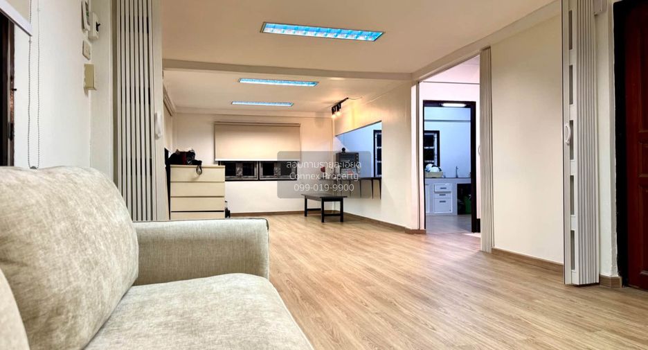 For rent 3 ベッドルーム house in Bang Na, Bangkok